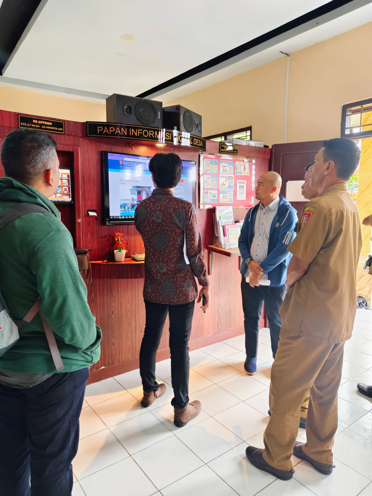 Pemantauan Penggunaan Dana Desa Bersama Tim Dit.Pembangunan Daerah Bappenas